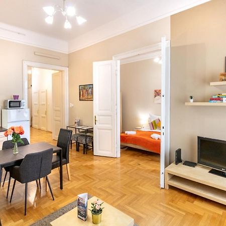 Orangehomes Kalvin Sq 2 Bedroom Apartment Budapeste Exterior foto