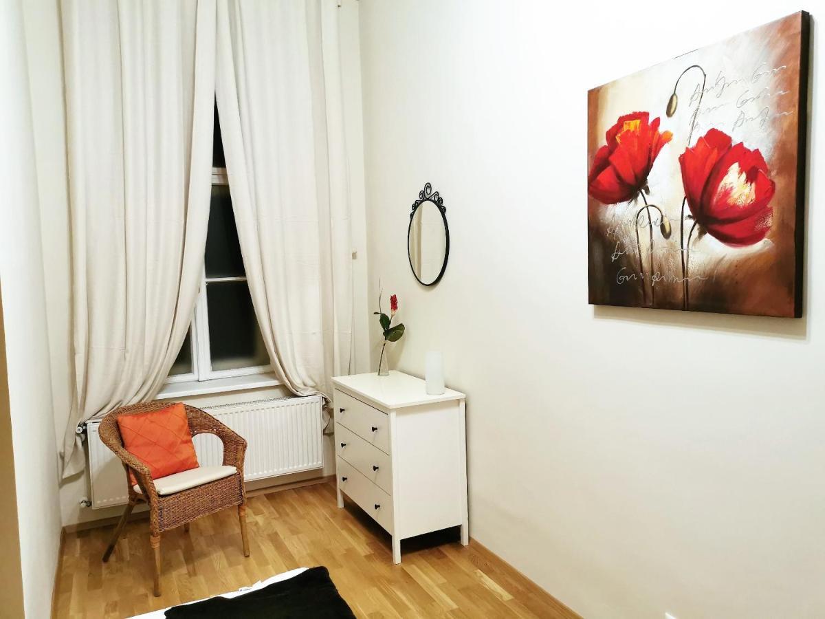 Orangehomes Kalvin Sq 2 Bedroom Apartment Budapeste Exterior foto
