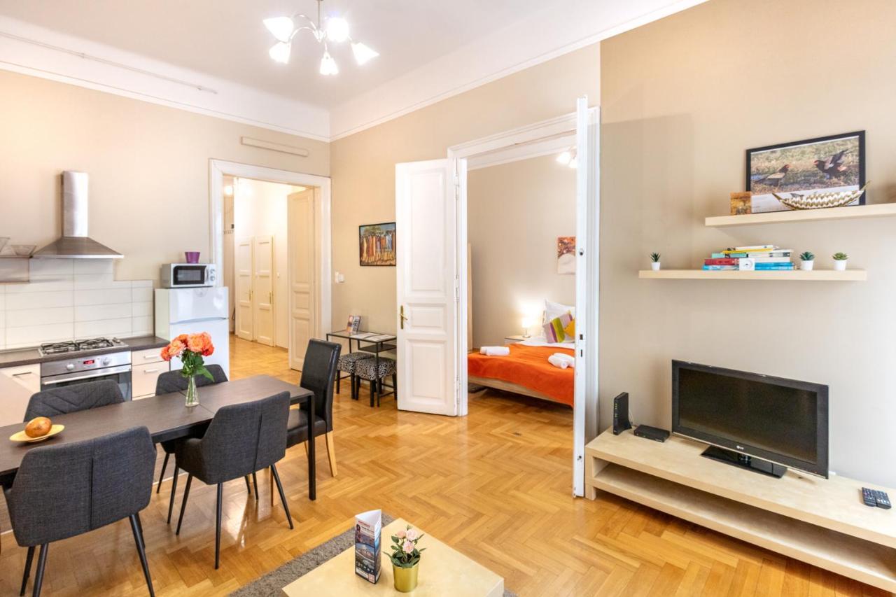 Orangehomes Kalvin Sq 2 Bedroom Apartment Budapeste Exterior foto